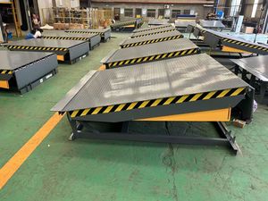Rampa de carga hidráulica fija, plataforma de descarga de contenedores de fábrica, plataforma de carga