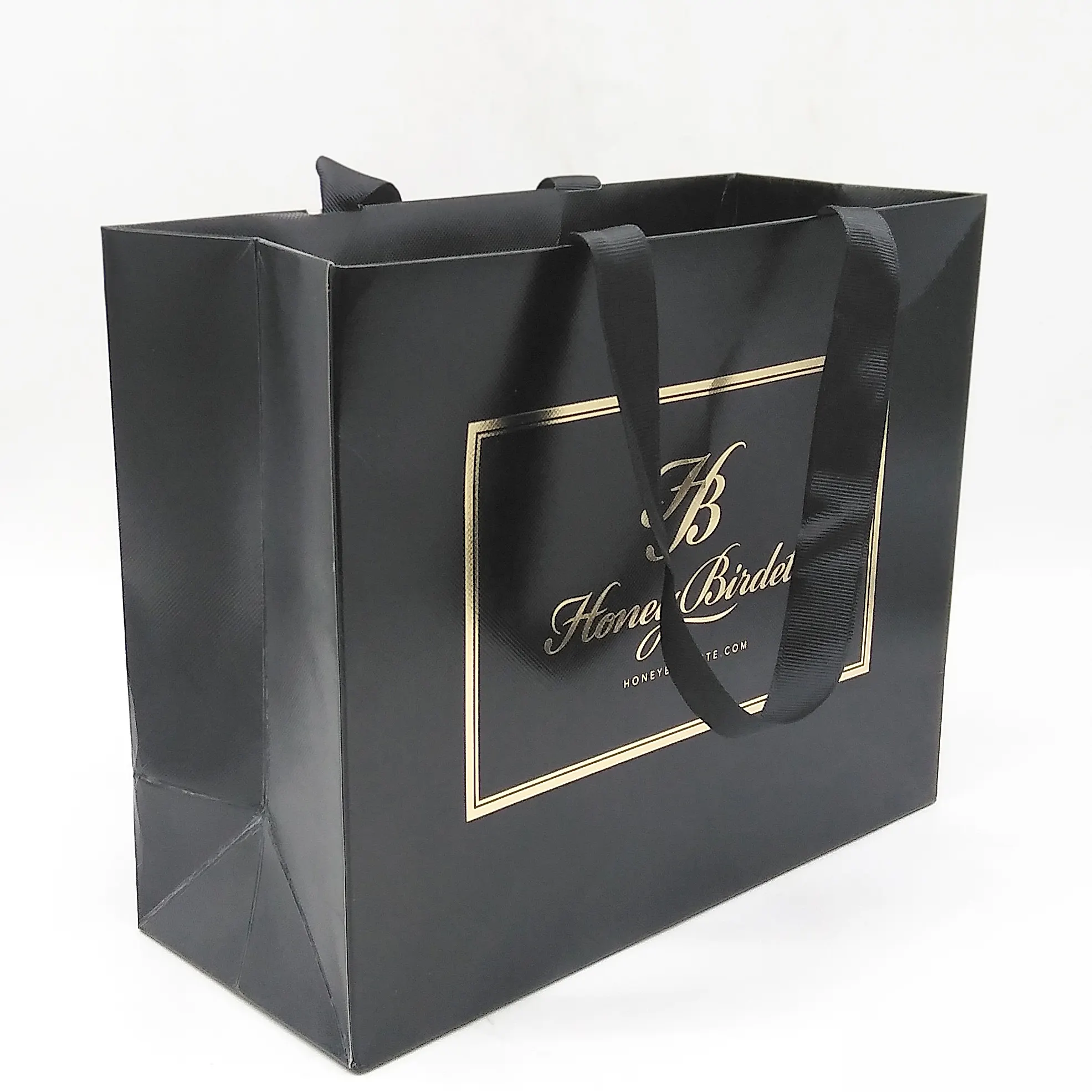 Fabbrica personalizzata stampata di lusso con manico a nastro Boutique Bolsa De Papel Shopping Packaging sacchetti di carta nera con il proprio Logo