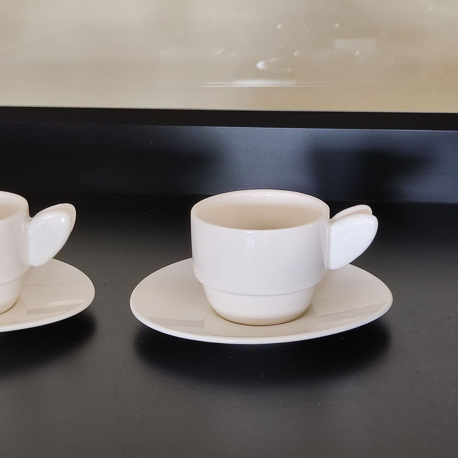 white Cup with wings - 110ml