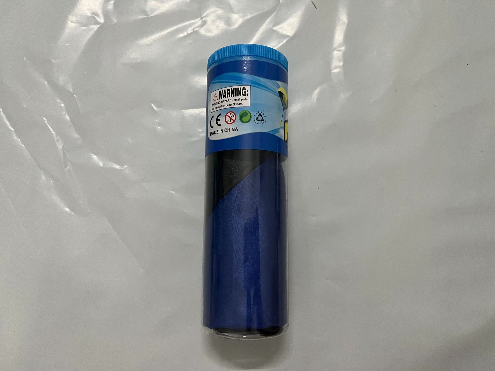 Azul oscuro