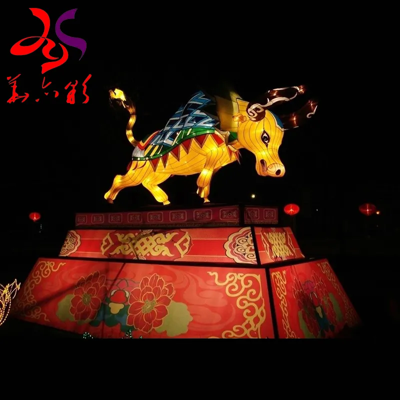 Capodanno 2023 Festival cinese Ox anno 12 animali zodiacali decorazione lanterne presa di fabbrica