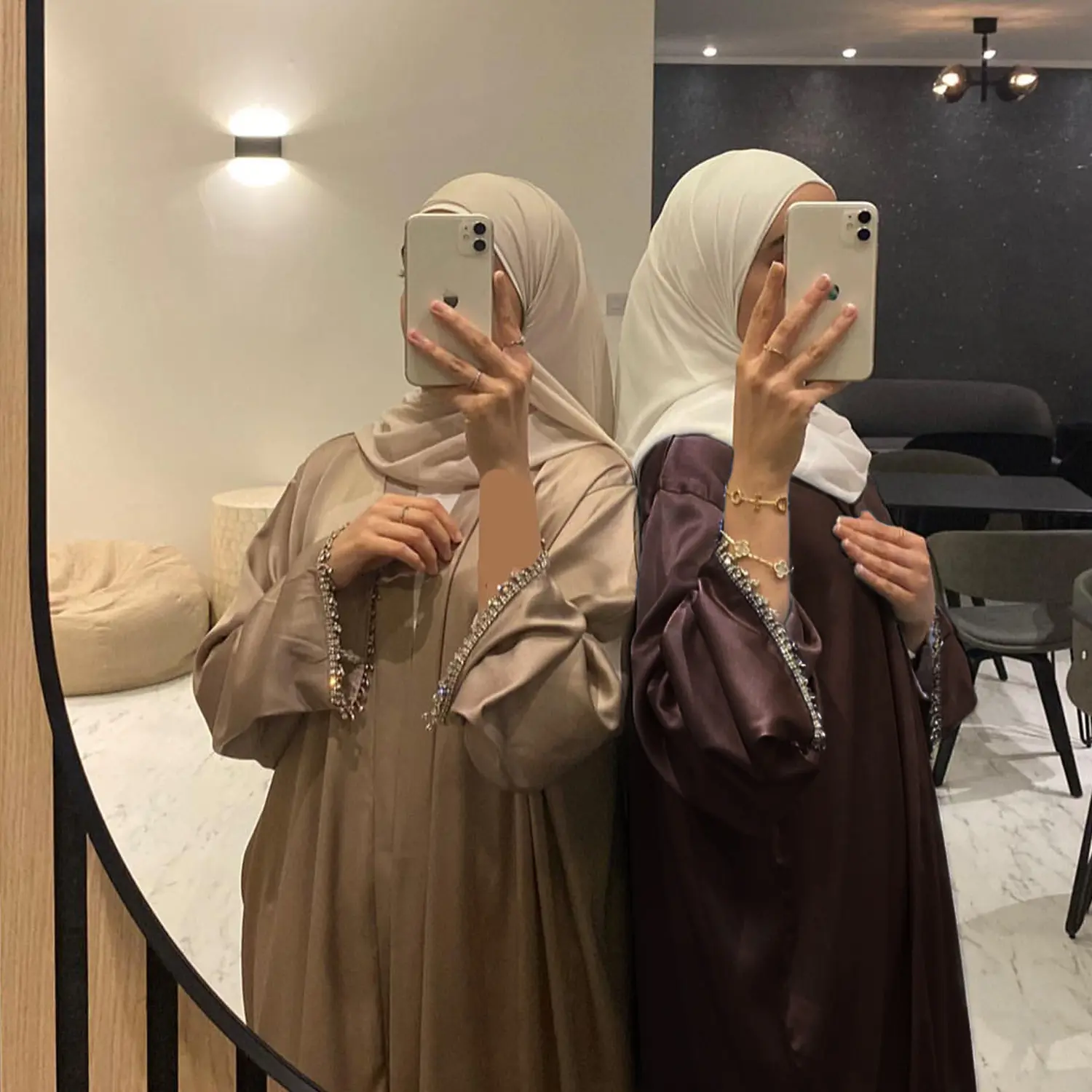 2023デザインイードドバイトルコイスラムエレガント控えめなカスタム女性イスラム教徒のドレスアバヤクリスタルタッセルサテンシルクオープンカフタンアバヤ