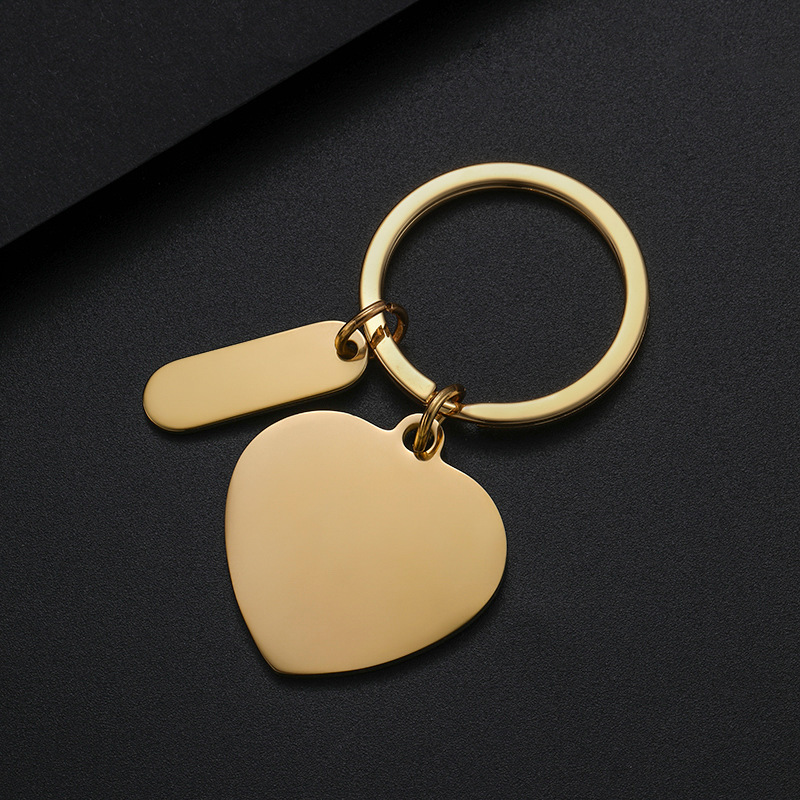 Corazón dorado de 30mm + tira pequeña + llavero