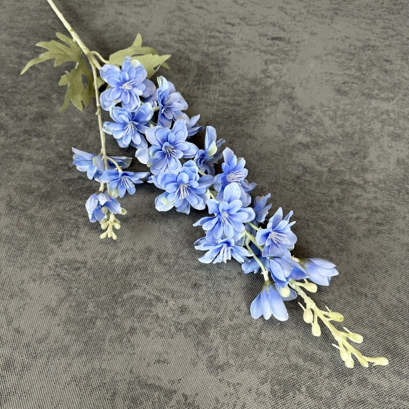 Bleu foncé