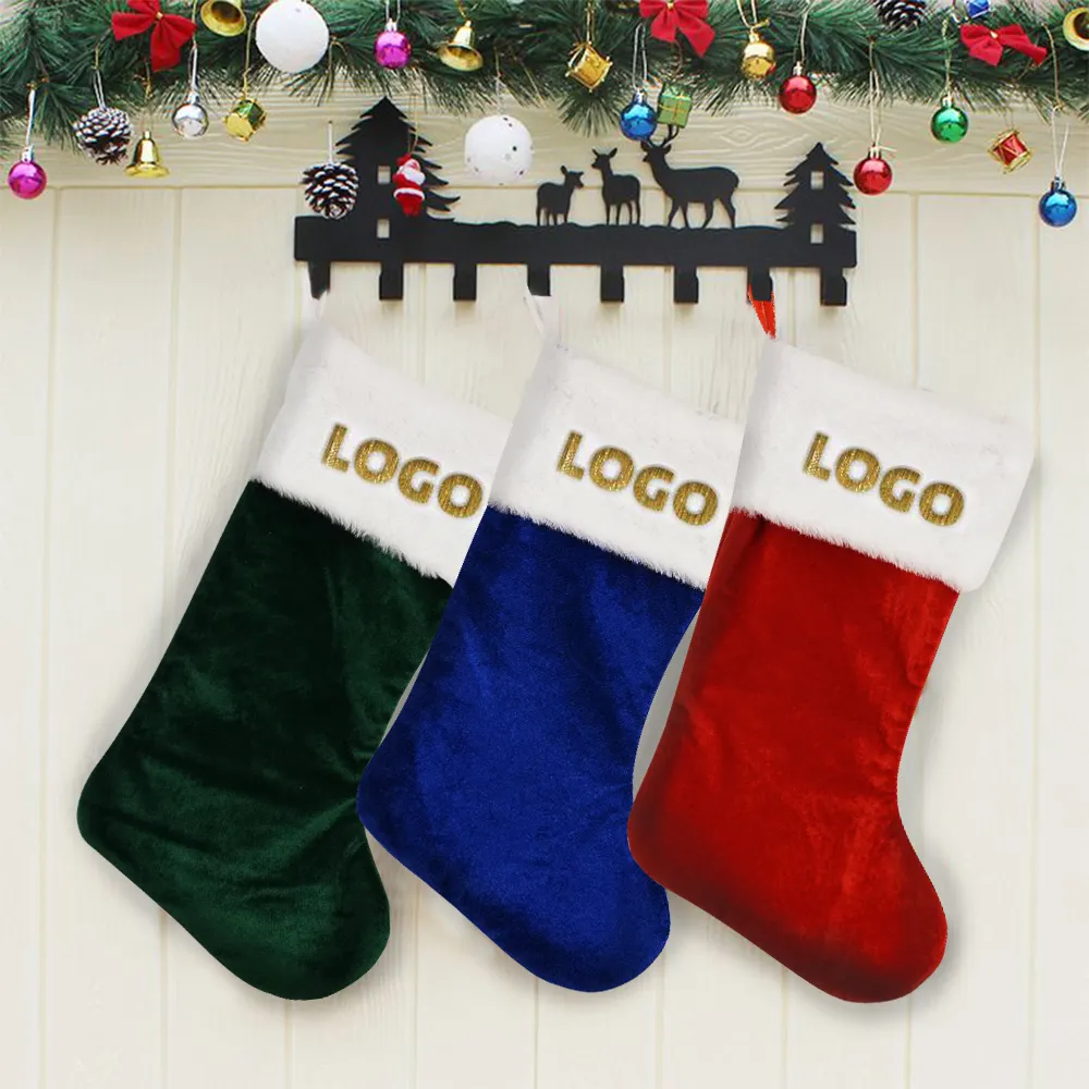 20 pouces doux tricoté gris rouge blanc chaussettes de Noël cadeau promotionnel OEM Logo bas de Noël