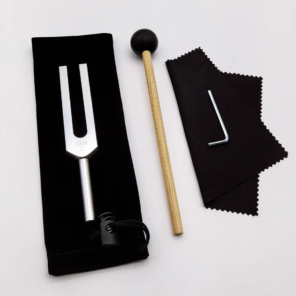 Silver 1024C cloth bag+hammer+cleaning cloth