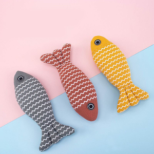 Cute Fish Linen Chew Kitten Toy Eco-Friendly <strong>Catnip</strong> Pillow for Indoor Cats and Dogs Calming Sleeping Companion for Daily <strong>Use</strong>