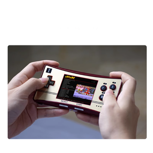 La Console di gioco portatile Raspberry PI zero 2w ha un display IPS da 2.8 pollici che si adatta perfettamente a un palmare portatile - Product Image 2