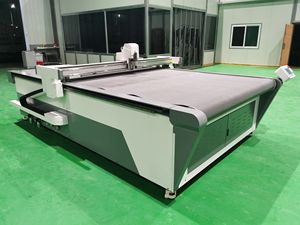 PAS cnc dijital salınan bıçak otomatik kalıp kesme plastik kağıt vinil pvc etiket kt kurulu foamcore flatbed kesici - Product Image 4