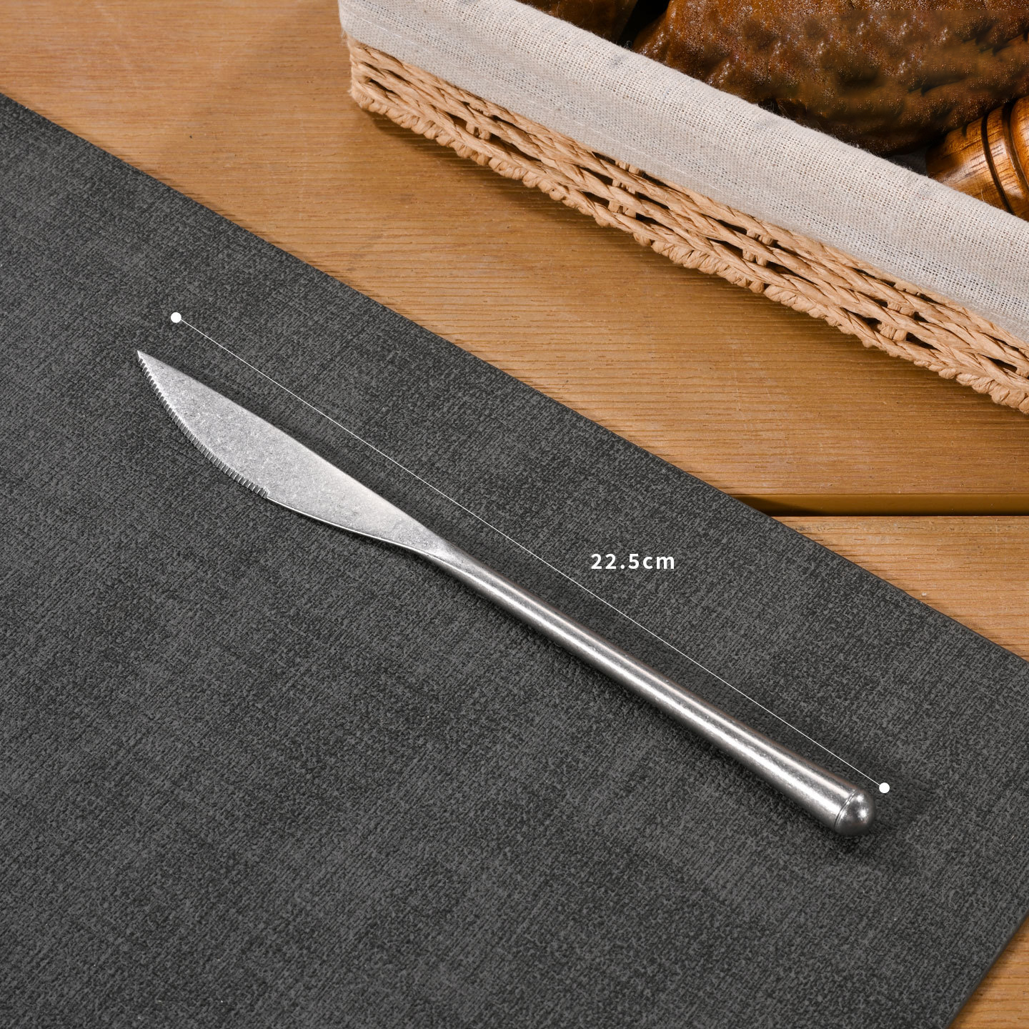 couteau de table - argent rétro
