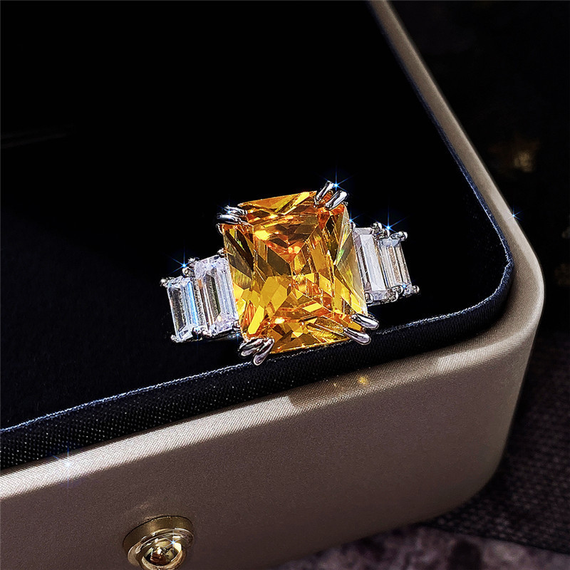 F1166 yellow