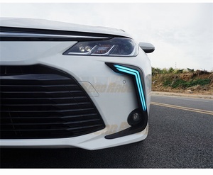 ToyotaためCorolla Sedan 2019 2020 led Daytime Running Lights DRL日光<span class=keywords><strong>Yellow</strong></span> Turn Signals
