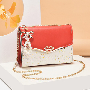 <span class=keywords><strong>2025</strong></span> kabul özel Logo tasarımcı çanta çanta Crossbody moda lüks kalp mandal kadın payetli çanta