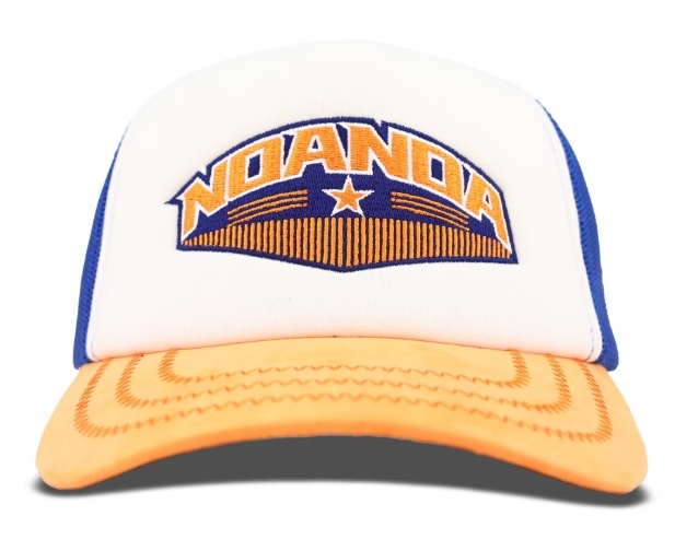 Naranja mandarina, blanco y azul real