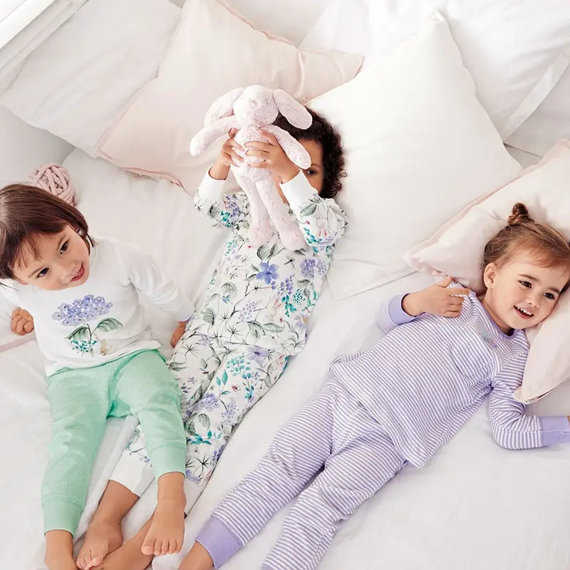 Hot-Sale Winter Thermal Baby Girl Pyjama Benutzer definierte Blumen druck Kinder Pyjamas Set Baumwolle