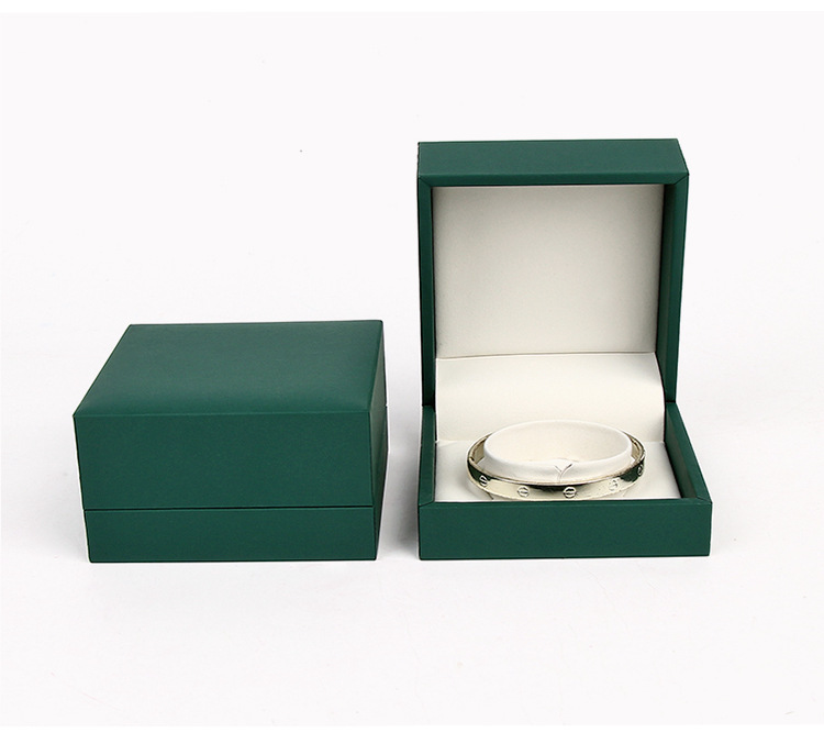 Green bangle Box