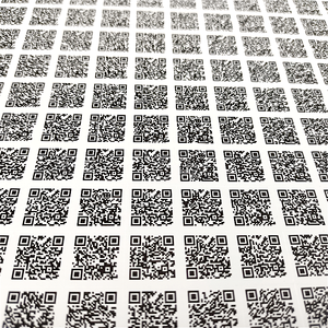 Etiquetas adhesivas antifalsificación de código QR de diseño personalizado, pegatina de número de serie, papel de vinilo, autoadhesivo, impresión en Color, pegatina de código QR - Product Image 1