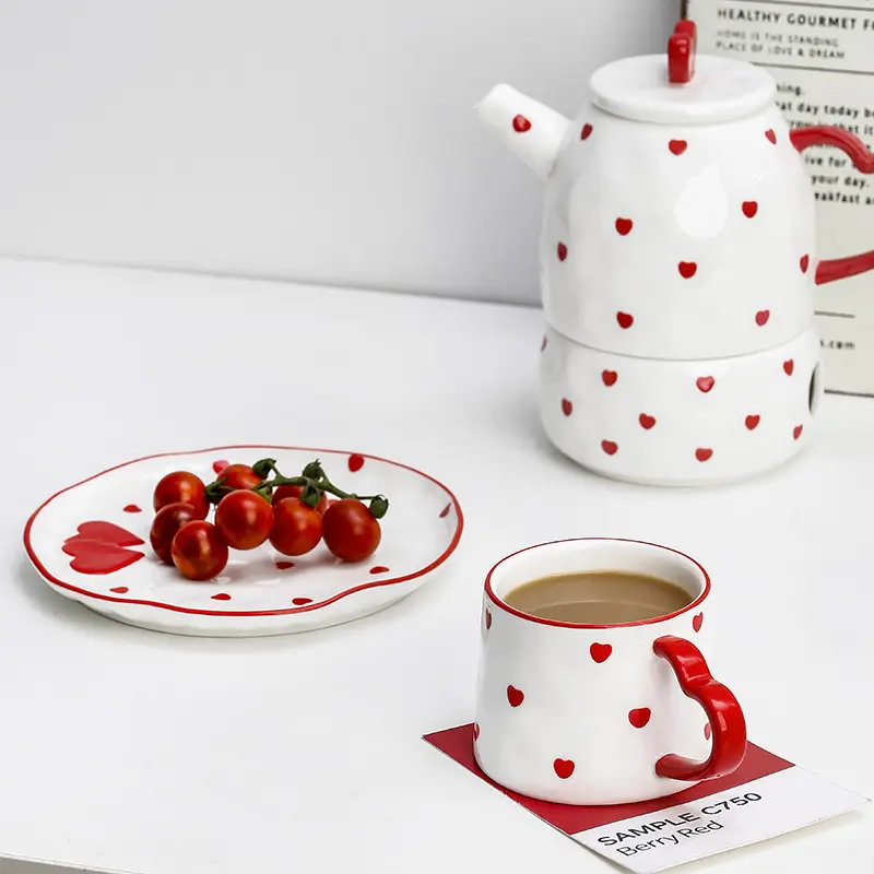 Taza de té de cerámica con corazón femenino con tetera, taza de café de cerámica con amor de corazón lindo con plato y juego de ollas, regalo para el día de San Valentín