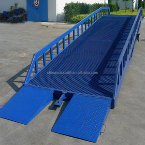 Lifting Range Adjustable Customized Forklift Landing Transportation <strong>Container</strong> <strong>Unloading</strong> Dependable Mobile Boarding Dock Ramp - Product Image 4