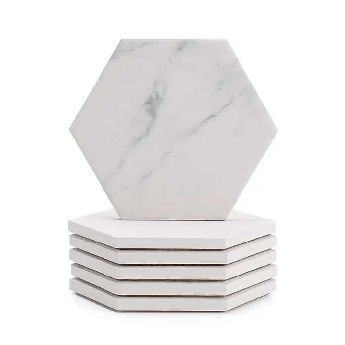 Set all'ingrosso di 6 sottobicchieri in ceramica assorbente con motivo in marmo bianco per bevande con schienale in sughero