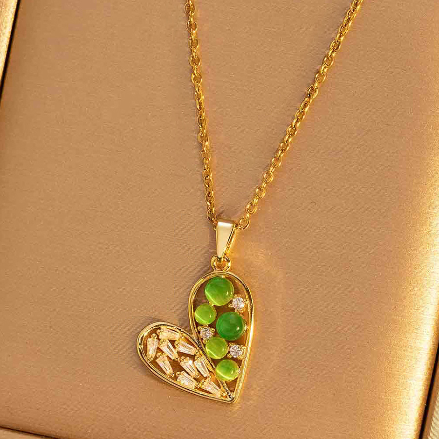 Heart green necklace