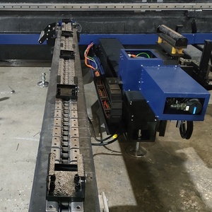 Macchina per il taglio di tubi laser a tre mandrini tubo profilo in acciaio scarico automatico di carico 12m tubo di taglio laser prezzo della macchina in EU - Product Image 6