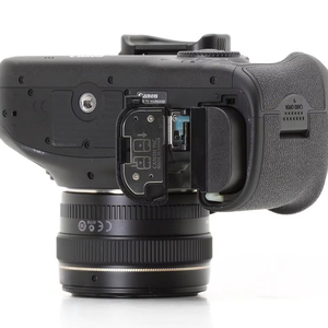 デジタルカメラレンズEOS 7D Mark II 20MP APSフォーマットデュアルDIGIC4フル<span class=keywords><strong>HD</strong></span>ムービー10ショット/秒高速接続