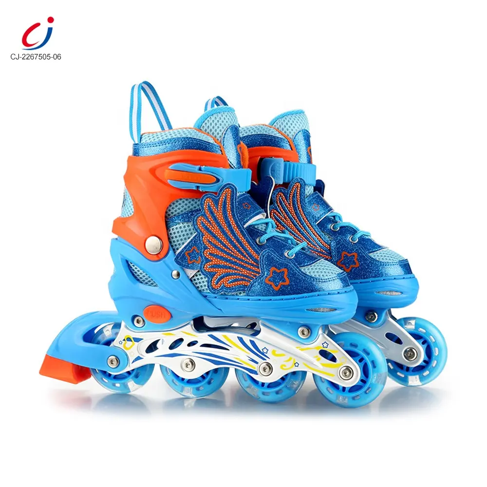 Высокое качество Популярные роликовых коньков 4 колеса мигает выдвижной роликовый скейт обувь skiting Катание на коньках обувь для детей