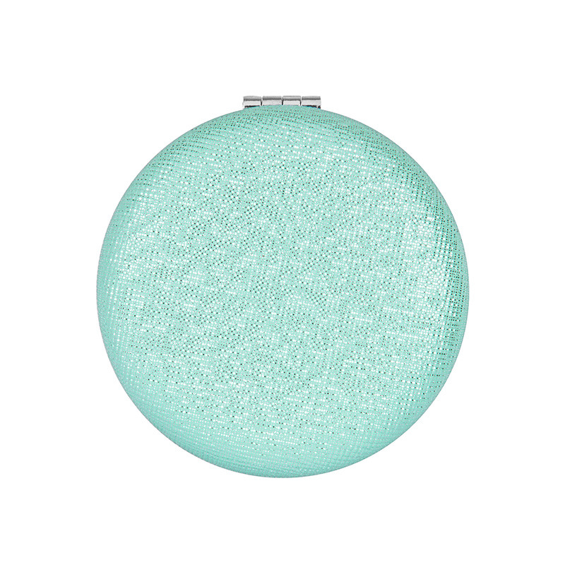 สีเขียวอ่อน