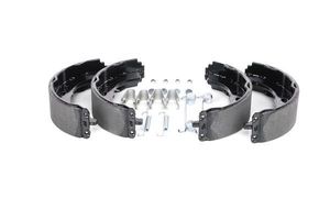 ฮาโนอุสชิ้นส่วนรถยนต์ชุดรองเท้าเบรกด้านหลังสําหรับ CITROEN FIAT PEUGEOT จัมเปอร์กล่อง OEM 77364023