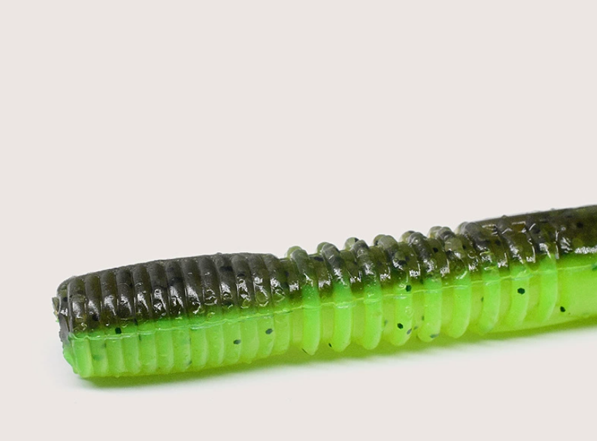 couleur noire-verte, forte odeur de poisson, à descente lente, 12 cm, paquet de 15