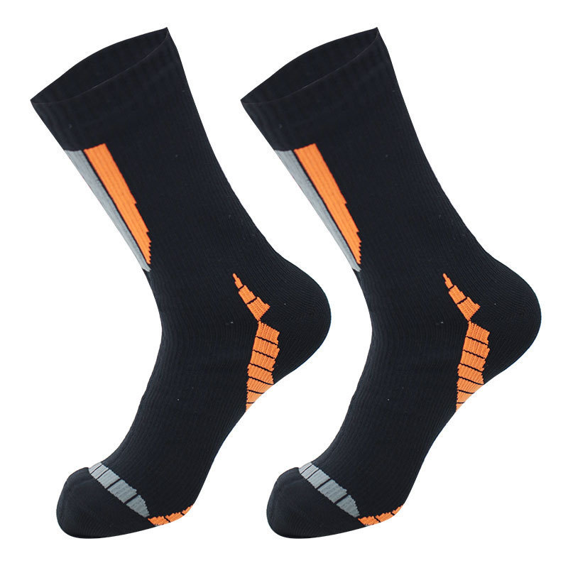 Noir gris orange mélangé