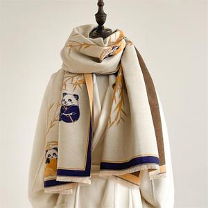 2024 Großer Winter-Poncho-Schal für Damen Neues Design Doppelseitiger Kaschmirs chal mit Pashmina-Schal mit Panda-und Blatt muster - Product Image 2