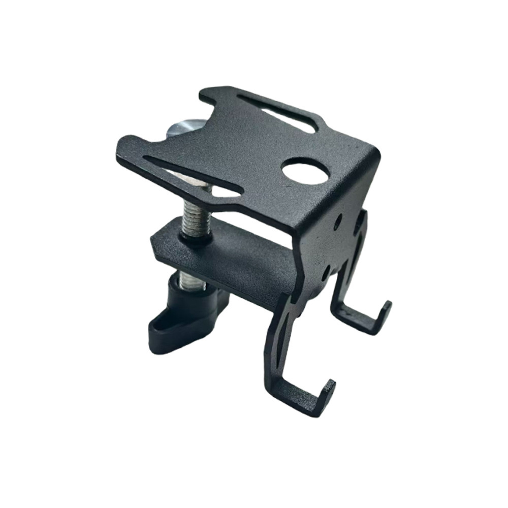 Le serre-joint peut accrocher