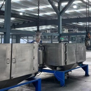 Stazione di alimentazione in polvere per il trasferimento di Pellet di plastica con sistema di trasporto automatico e miscelazione - Product Image 4