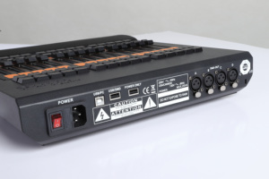 RGB подсветка Электрический толкающий стержень трещины 256 доменов Профессиональный контроллер сценического освещения M2 система управления фейдером крыло dmx консоль - Product Image 4