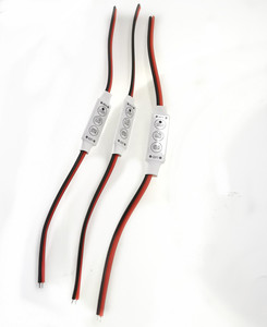 Controller RGB LED DC12V Mini Controller RGB a 3 tasti per 5050 SMD RGB LED Strip light - Product Image 1