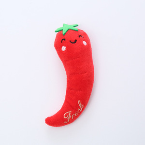Lindos juguetes interactivos de gato de hierba gatera de algodón, juguetes de moda de dibujos animados para mascotas en forma de fruta, zanahoria y pimienta para animales pequeños, uso diario - Product Image 3
