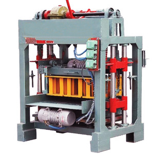 Máquina de fabricación de ladrillos de arcilla de precio más bajo de suministro de fábrica para máquina de maquinaria de bloques de pavimentadora de enclavamiento de ladrillo en Kenia alrededor de 30 años - Product Image 5