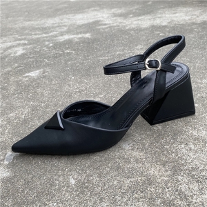 Kadın kalın topuk yüksek-topuklu ayakkabılar - Product Image 4