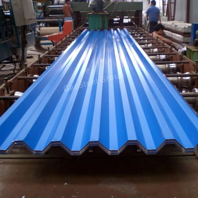 Tôle de toiture ondulée en acier galvanisé Tôle d'acier revêtue de zinc Gi Prix d'usine