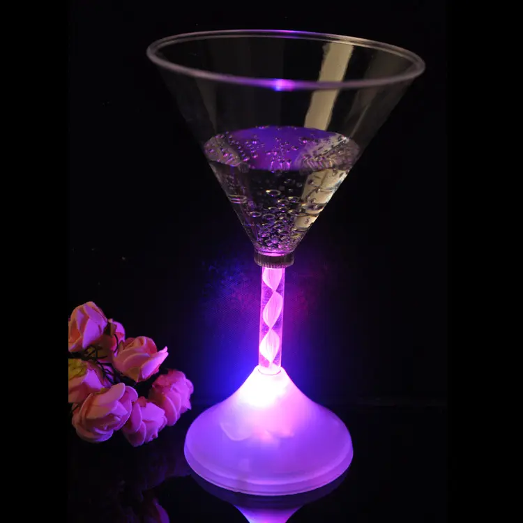 Creative unique led party reusable martini drinking wares cups 220ml light up plastic goblet cocktail glass