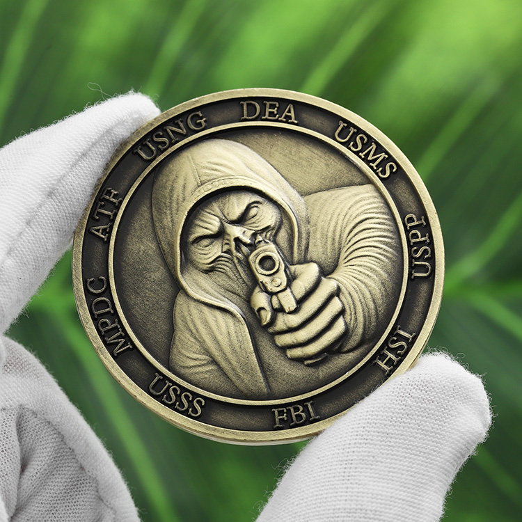 Moneda de desafío chapada en latón