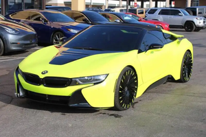 ข้อเสนอพิเศษสำหรับรถคู่รักไฟฟ้ารถ I8 BMW มือสอง \ เบนซินขับเคลื่อนมือซ้ายและพวงมาลัยขวามีทั้งซื้อและขับคูเป้ - Product Image 3