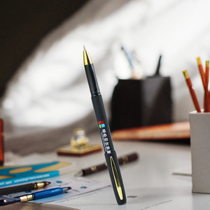 Tùy chỉnh 0.5mm chiều rộng bằng văn bản màu đen vàng mờ mịn trung tính Gel bút vật liệu nhựa tùy chỉnh logo cho quảng cáo khuyến mãi - Product Image 6