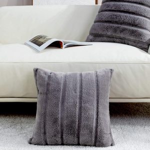 18x18 inç yumuşak peluş dekoratif minder örtüsü çift taraflı geniş çizgili sahte tavşan kürk atmak kare yastık kılıfı için örme