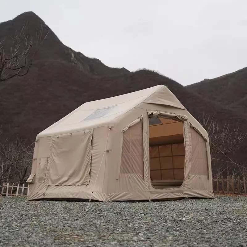 Tente gonflable de luxe d'air de tissu imperméable de 8 mètres carrés pour le camping extérieur