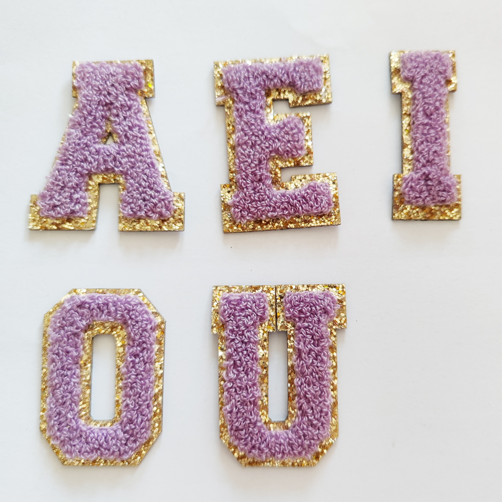 Voyelle lilas (AEIOU)