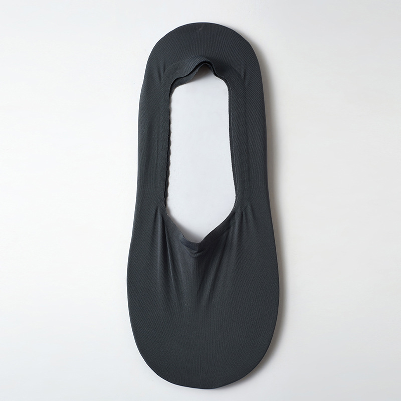 สีเทาเข้ม