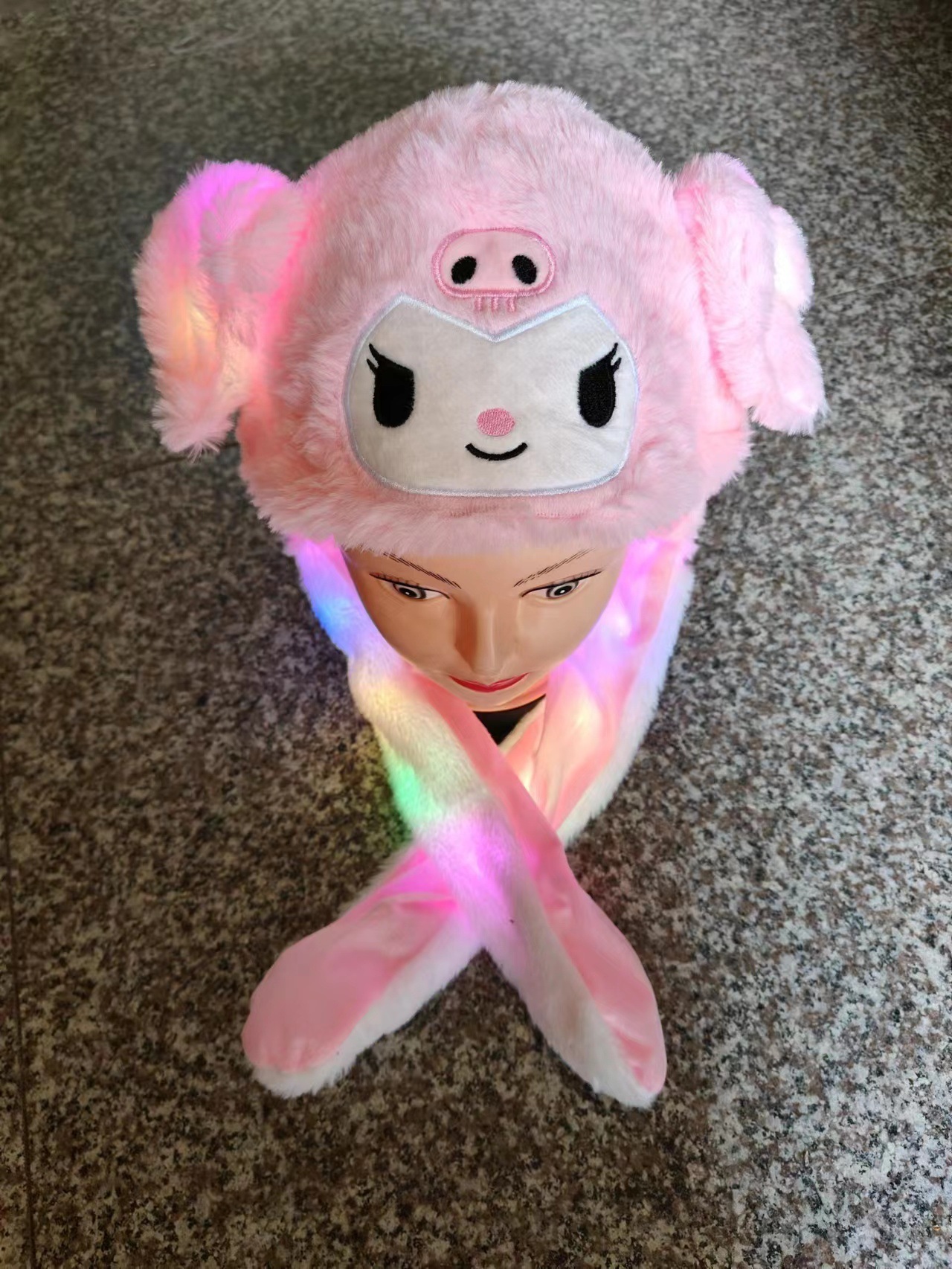 Chapeau Kuromi lumineux